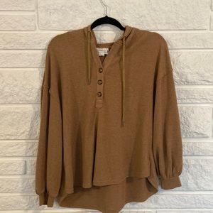Boutique pull over